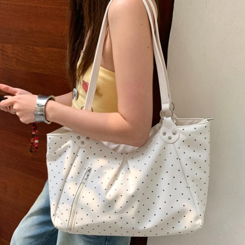 Torba na ramię z ekoskóry w kr – Leather Work Duffle Bag recenzja i cena