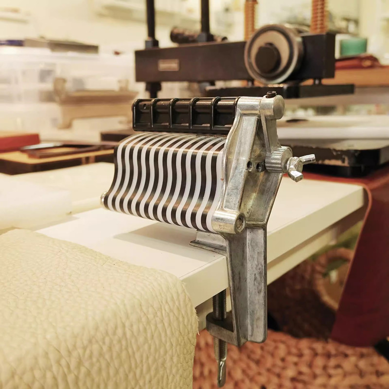 DIY Desktopowa maszyna do cięc – Leatherworking Equipment recenzja i cena
