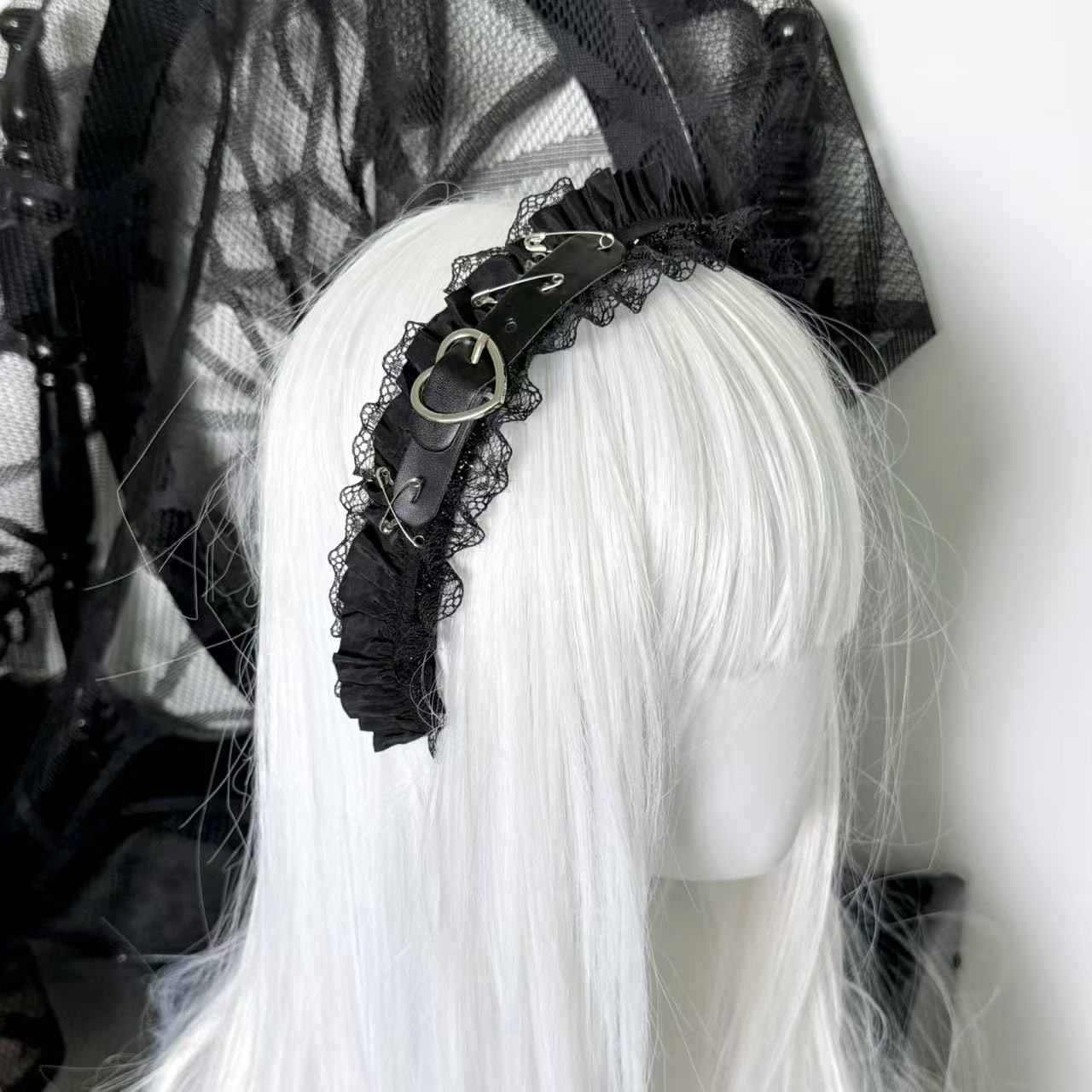 Punk Lace Love Buckle Leather  – Leatherwork Rings recenzja i cena